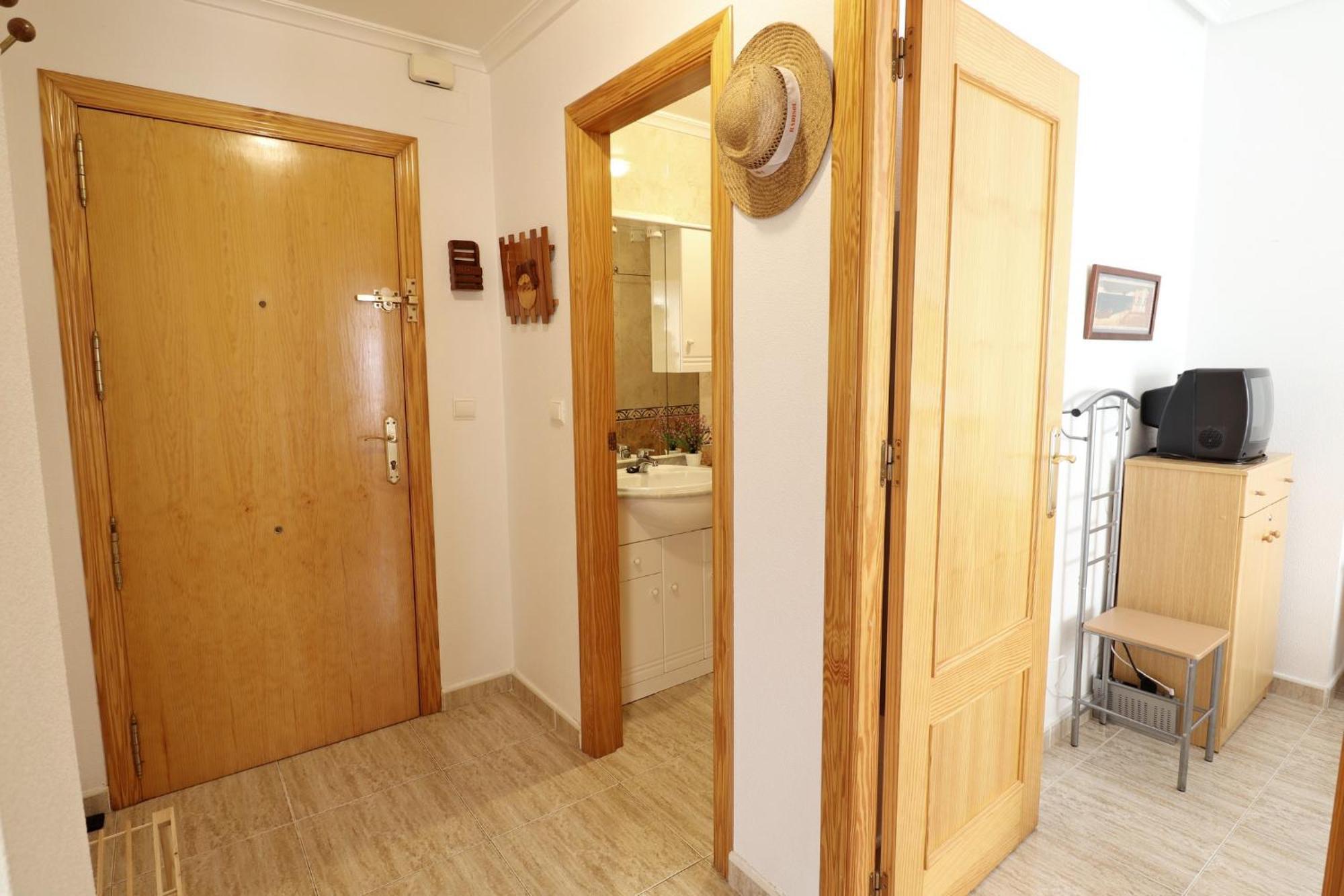 Apartament Ricardo La Mata Torrevieja Buitenkant foto